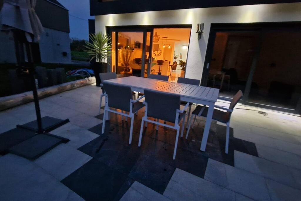 Suite Prestige Logement Neuf Avec Spa Et Ecran De Cinema En Rez De Jardin Colmar Exterior foto