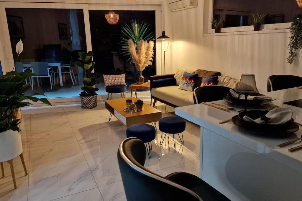 Suite Prestige Logement Neuf Avec Spa Et Ecran De Cinema En Rez De Jardin Colmar Exterior foto
